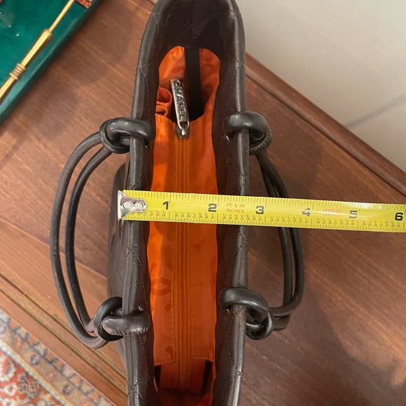 CHANEL Cambon Ligne Tote Bag - Picture 13 of 17